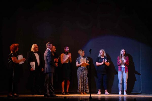 sha-235779E20275-59AD-0103-7735-2BA9C217D4F2.jpg